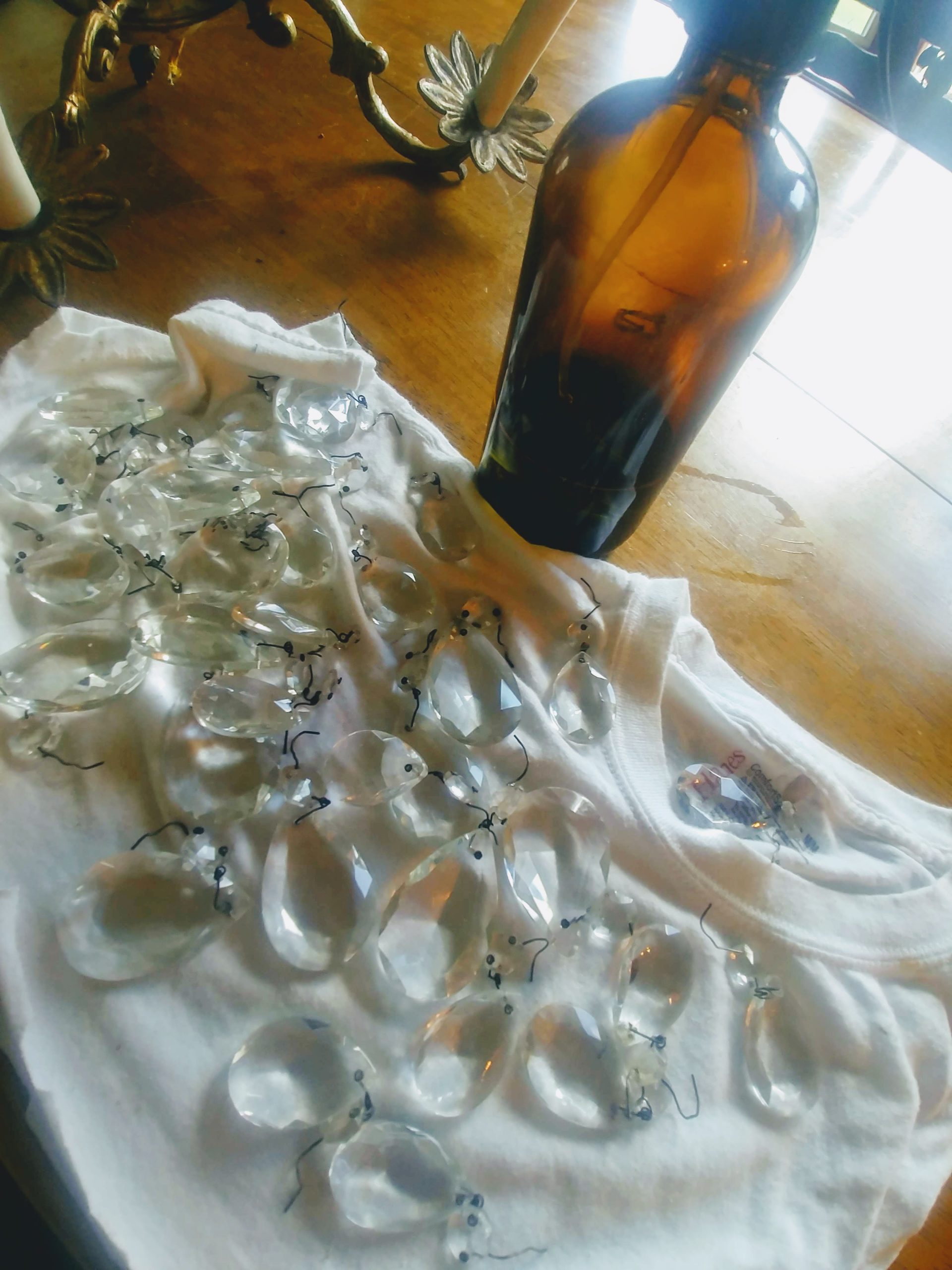 How to Clean an Antique Brass Chandelier and Remove Tarnish Joyfully