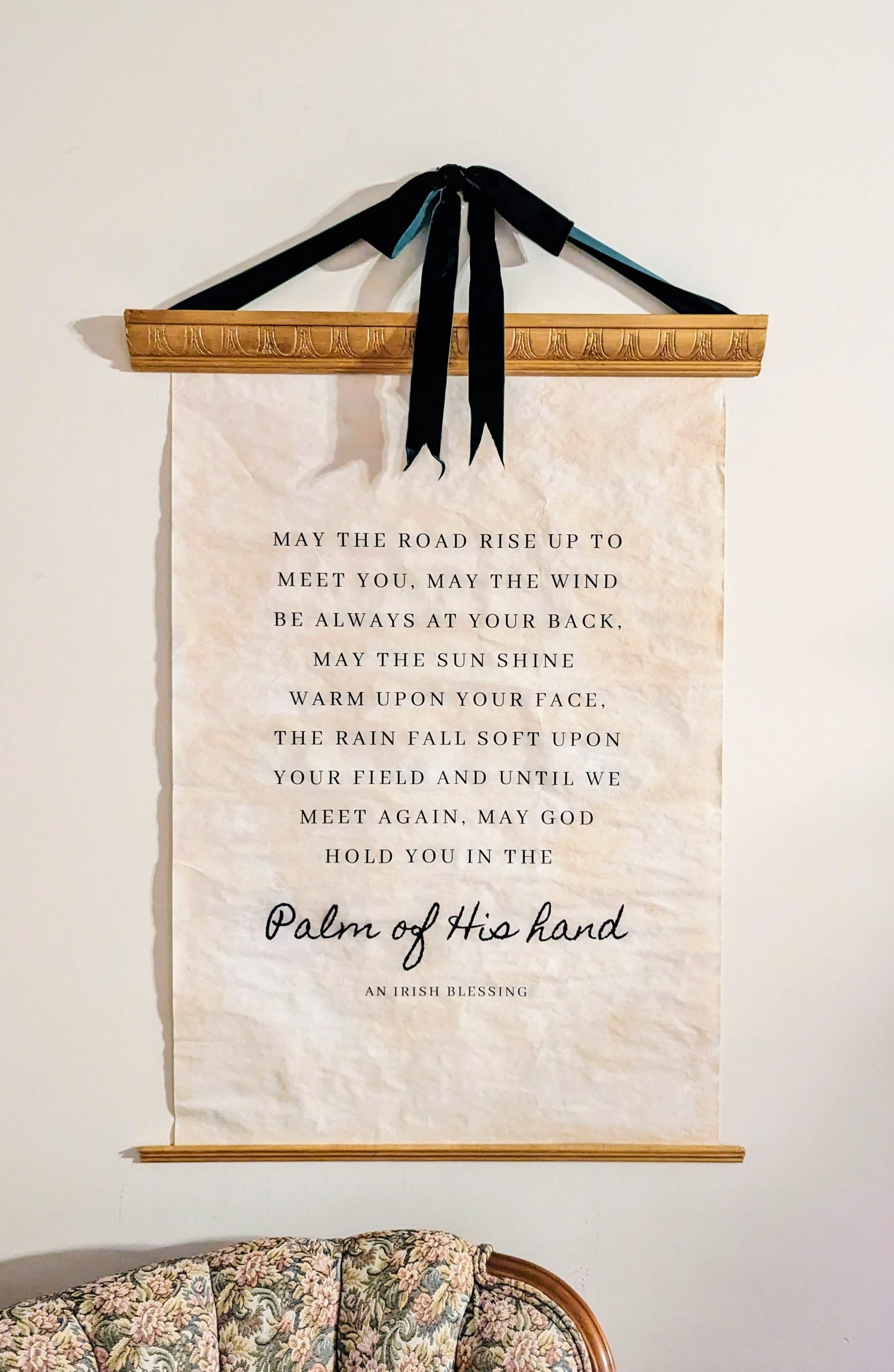 How to Hang a Poster without a Frame, Diy Poster Hanger Joyfully